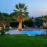Grimaldi 10 Personnes בית נופש קאן סור מר